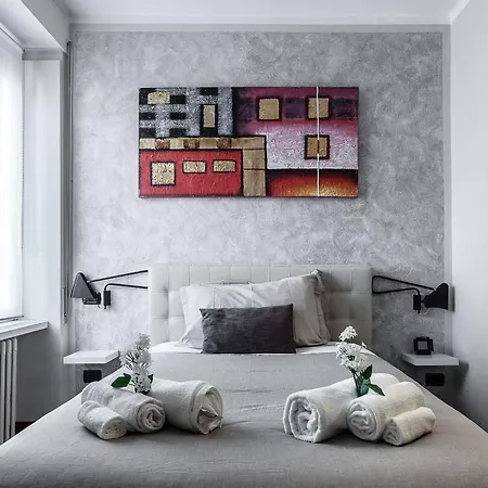 Suitelowcost Donatello Apartment