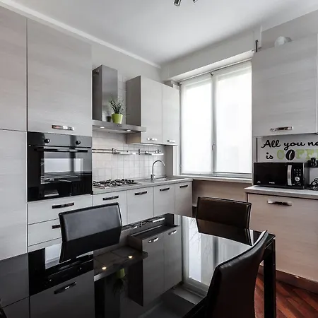 Suitelowcost Donatello Apartment